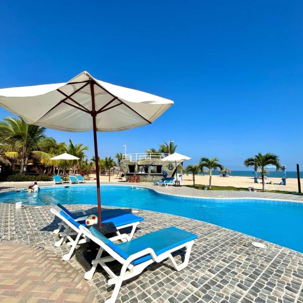 Nauti-K Beach Hotel Тумбес Экстерьер фото