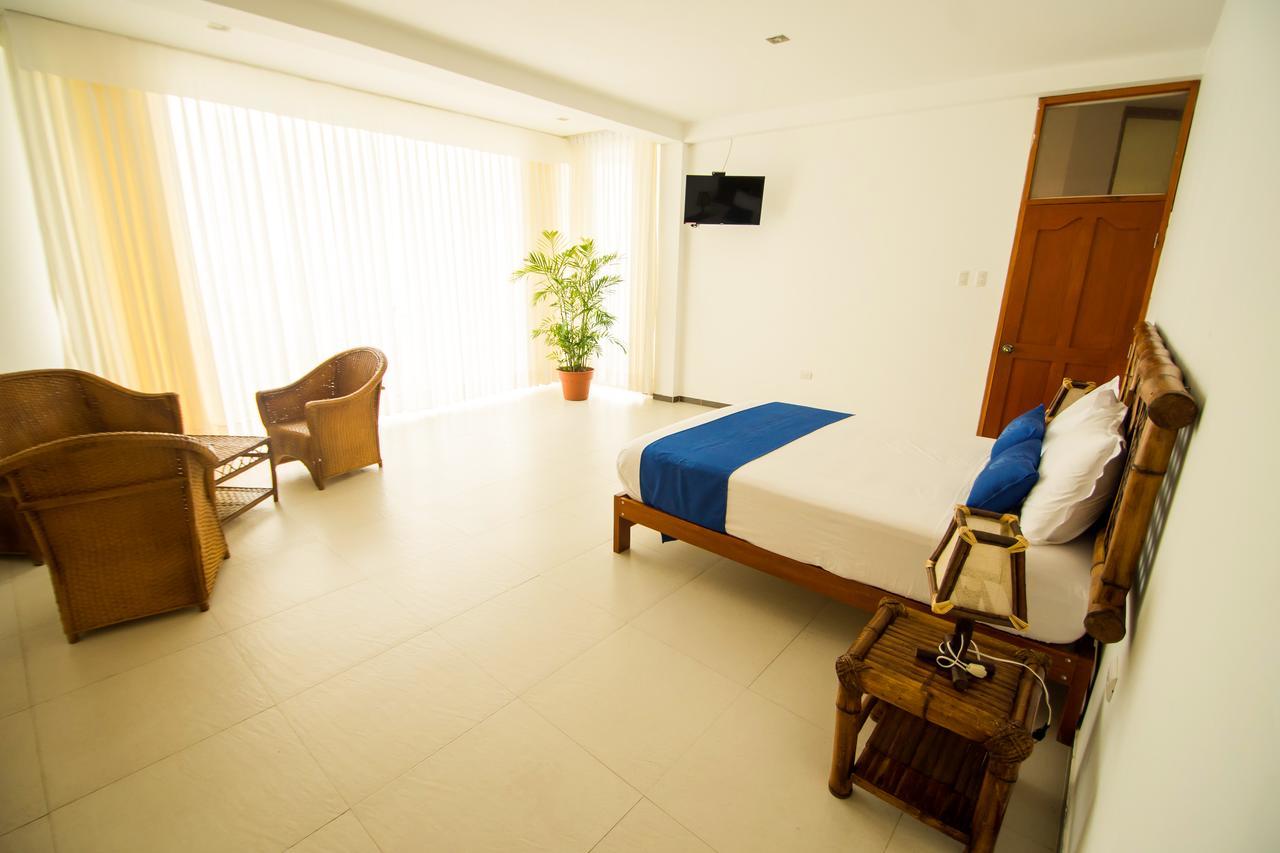 Nauti-K Beach Hotel Тумбес Экстерьер фото