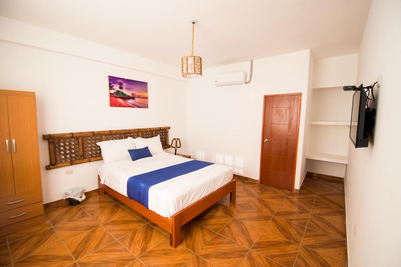Nauti-K Beach Hotel Тумбес Экстерьер фото